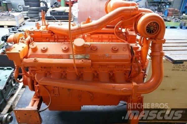 Detroit 12V71 Engines