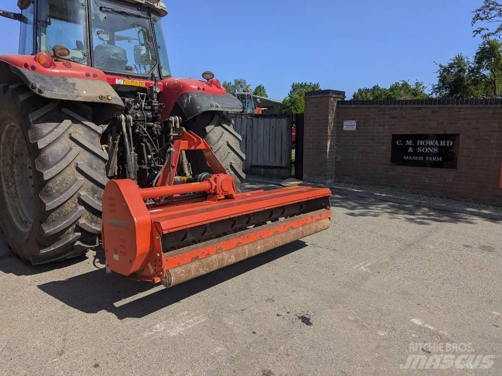 Kubota SE3230 Mowers