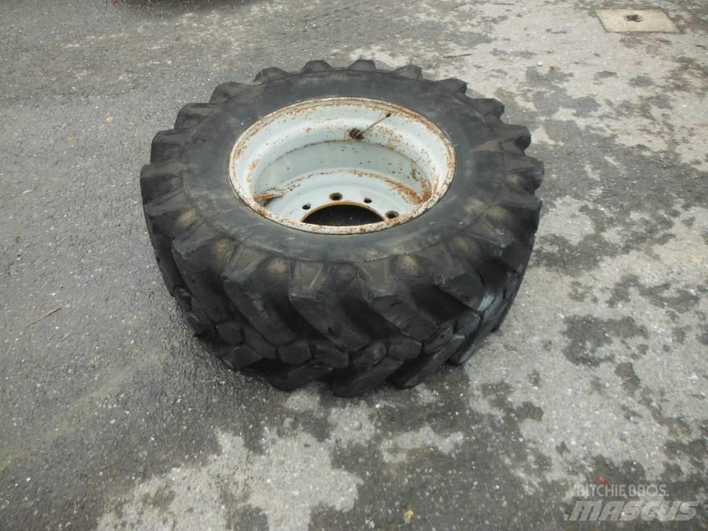 Michelin 15R22.5 Tyres, wheels and rims