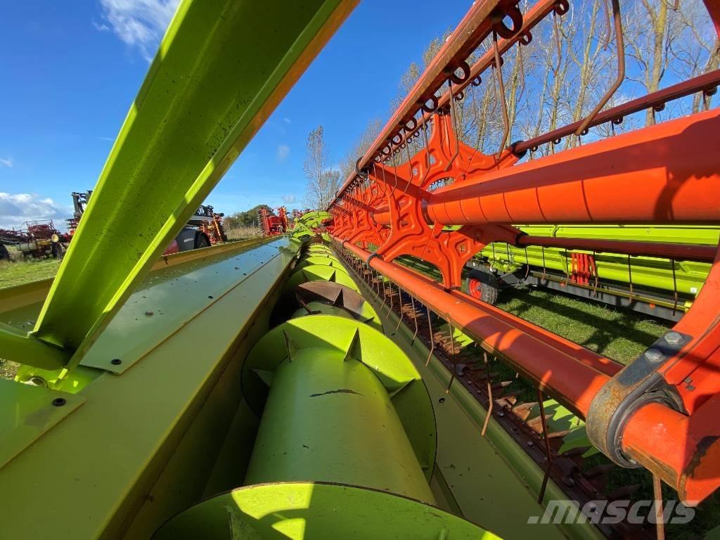 CLAAS Lexion 770 TT Combine harvesters