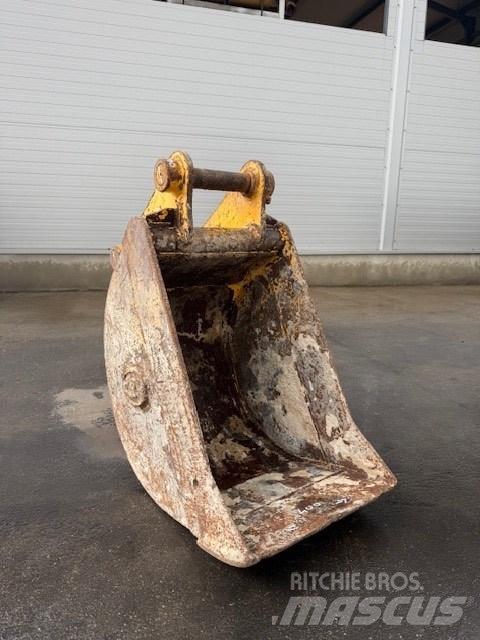 JCB 7-8 TON Backhoes