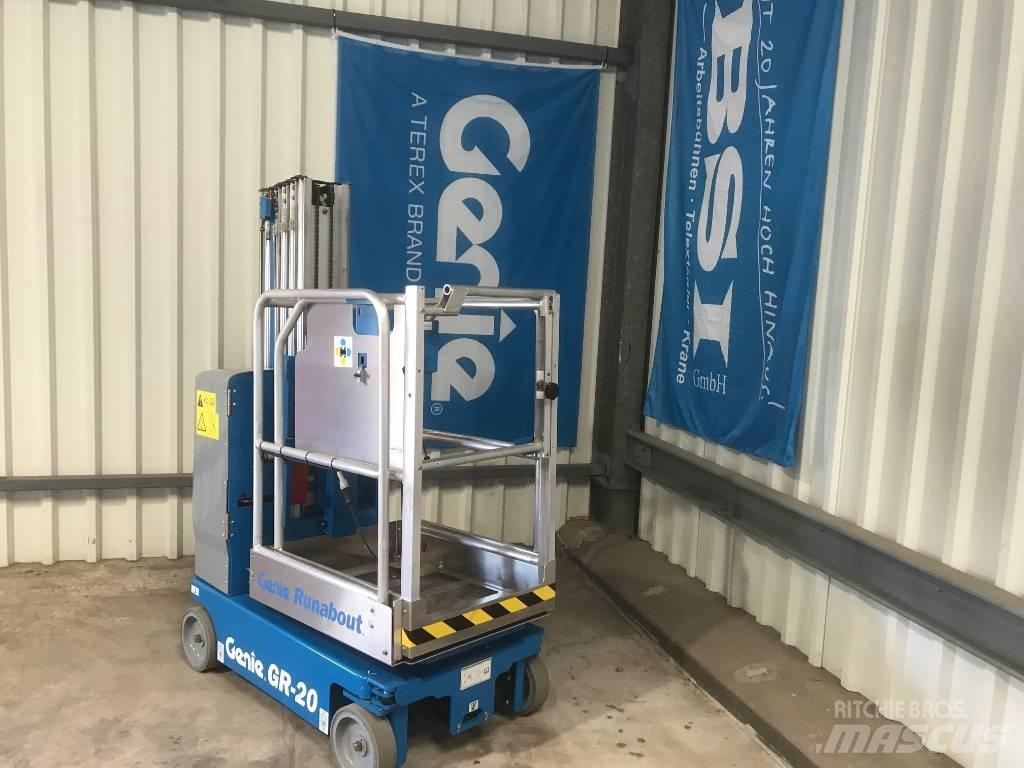 Genie GR-20 Vertical mast lifts