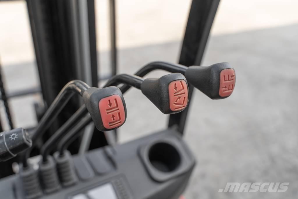 Manitou MI 25 D Diesel trucks