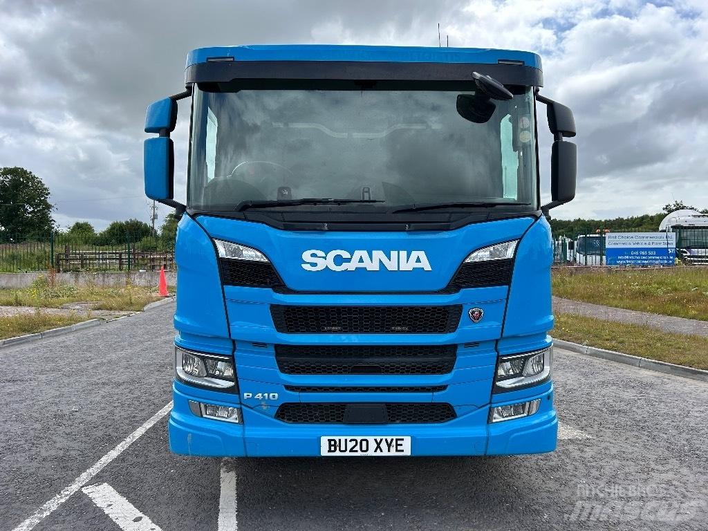 Scania P 410 Beavertail Flatbed / winch trucks