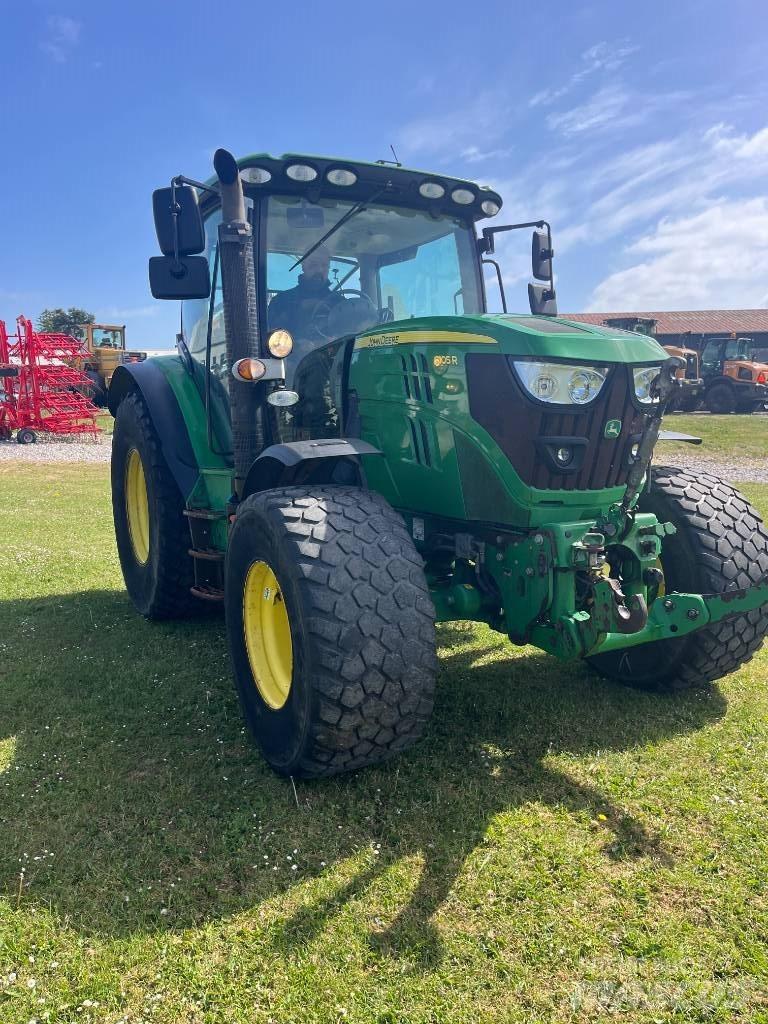 John Deere 6105 R Tractors