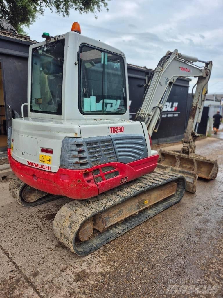 Takeuchi TB 250 Mini excavators < 7t (Mini diggers)