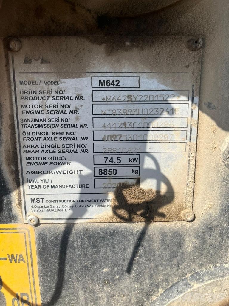 MST 642 Backhoe loaders