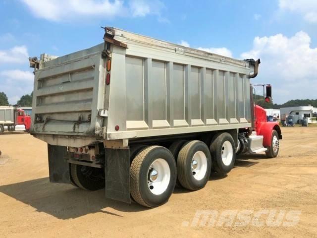 Peterbilt 367 Tipper trucks