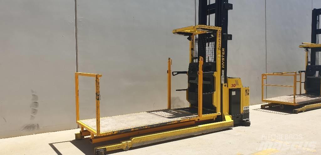 Hyster R30XMF2 Sideloaders
