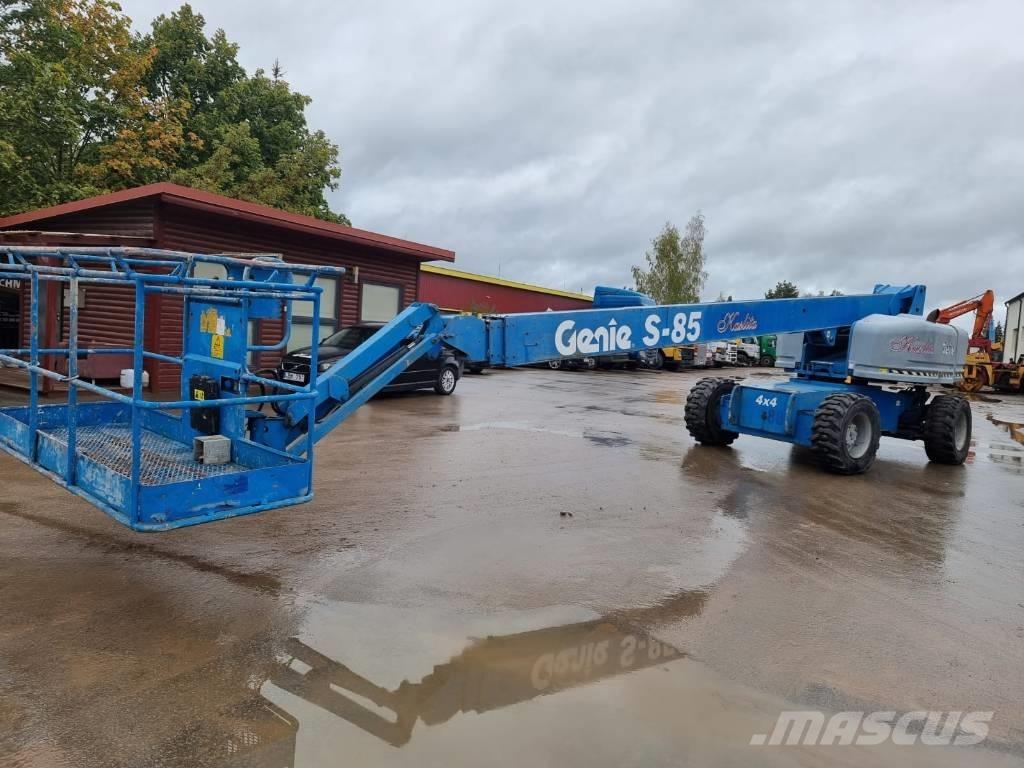 Genie S 85 4WD Telescopic boom lifts