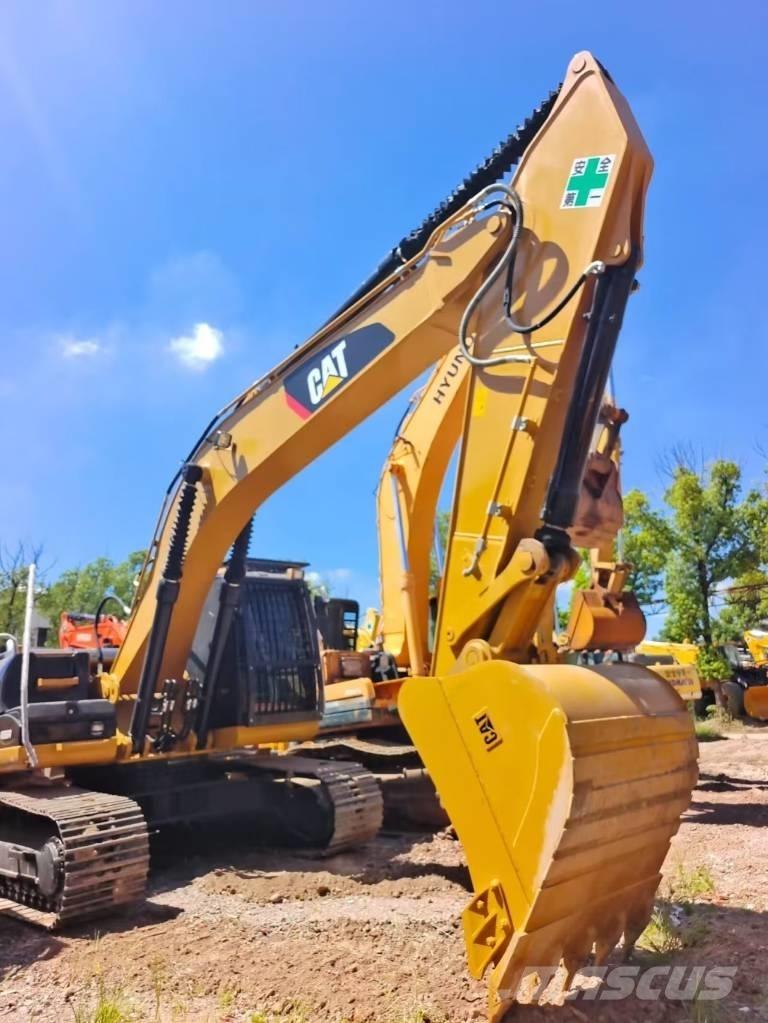 CAT 324 D2L Crawler excavators