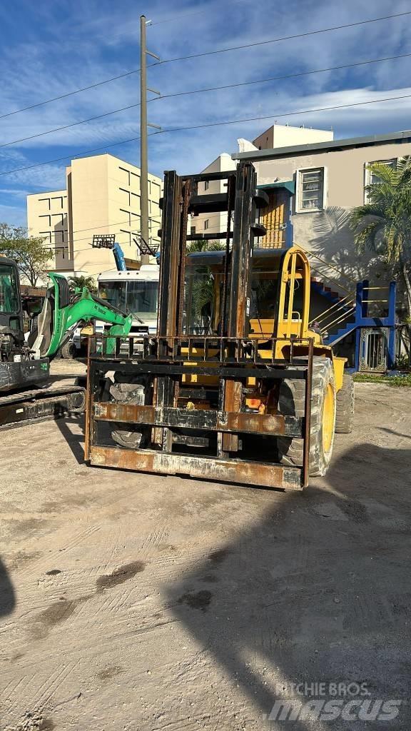 JCB S120 Rough terrain trucks