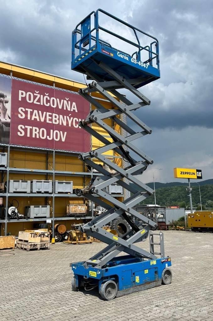 Genie GS4047 Scissor lifts