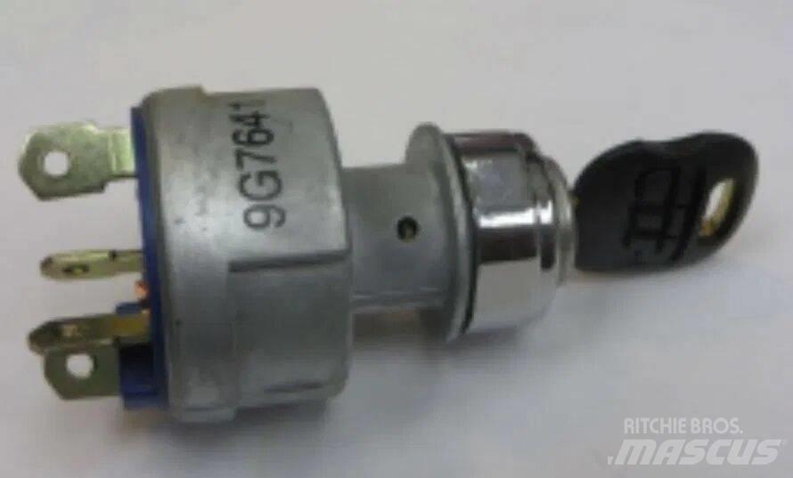 CAT - butuc contact Electronics
