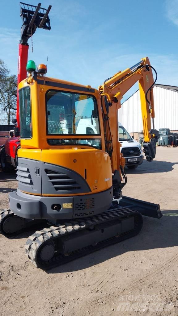 Hyundai X30Z-9AK Midi excavators  7t - 12t