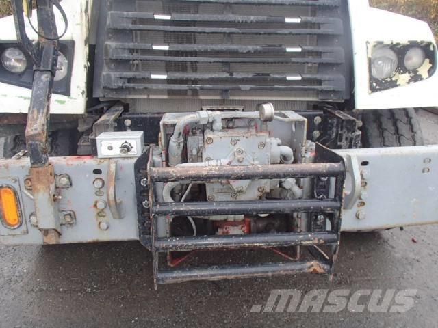 Freightliner 114 SD Construction - Others