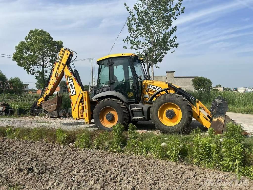 JCB 3 CX Backhoe loaders