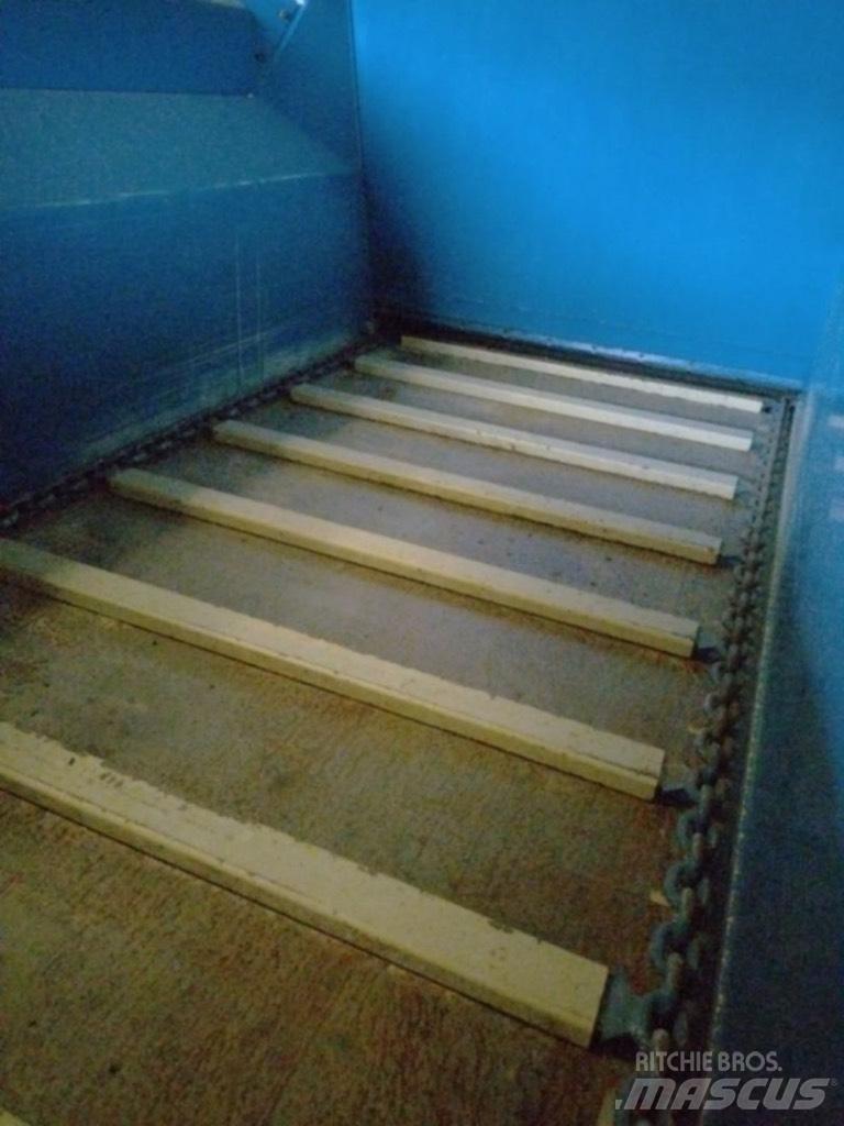 Bunning LL60 Manure spreaders