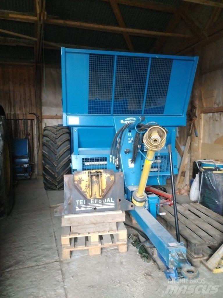 Bunning LL60 Manure spreaders