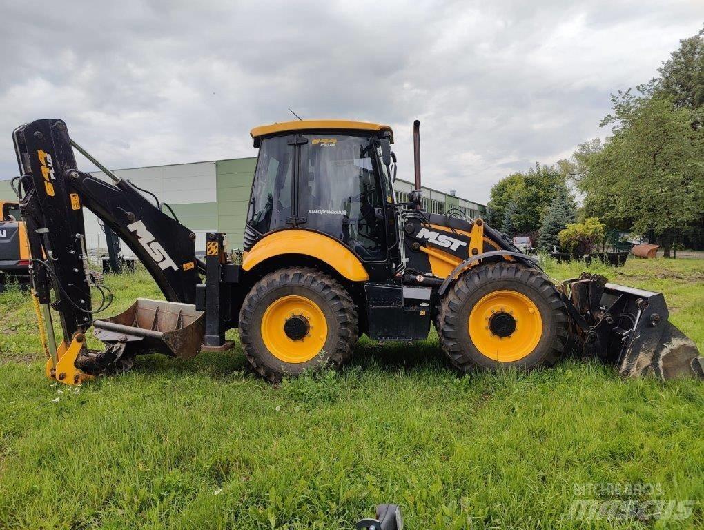 MST M644PLUS Backhoe loaders