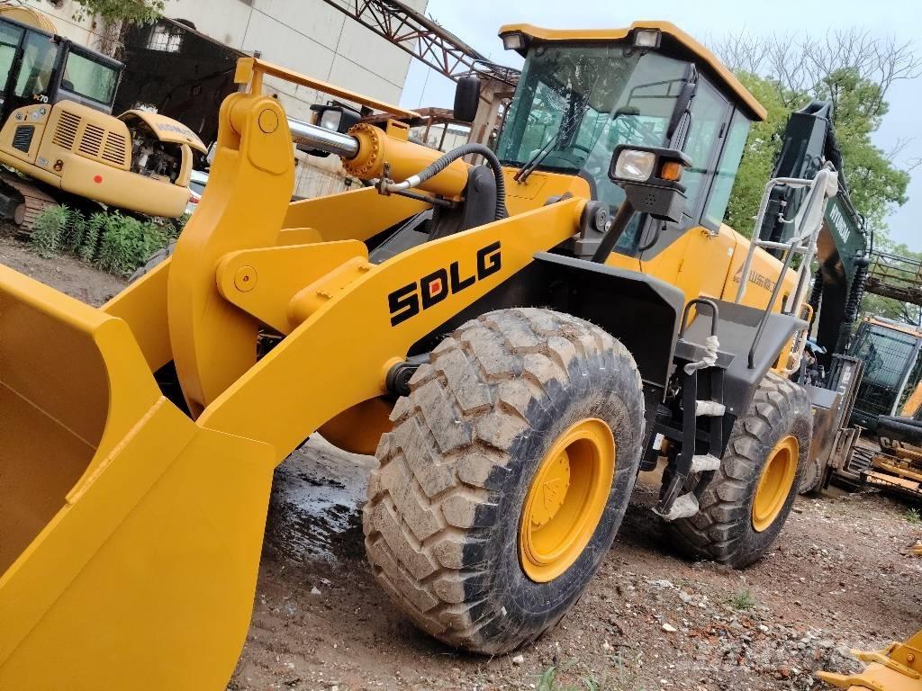 SDLG L956F Wheel loaders