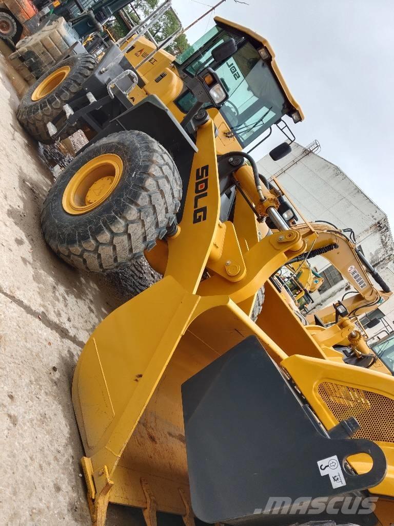 SDLG L956F Wheel loaders