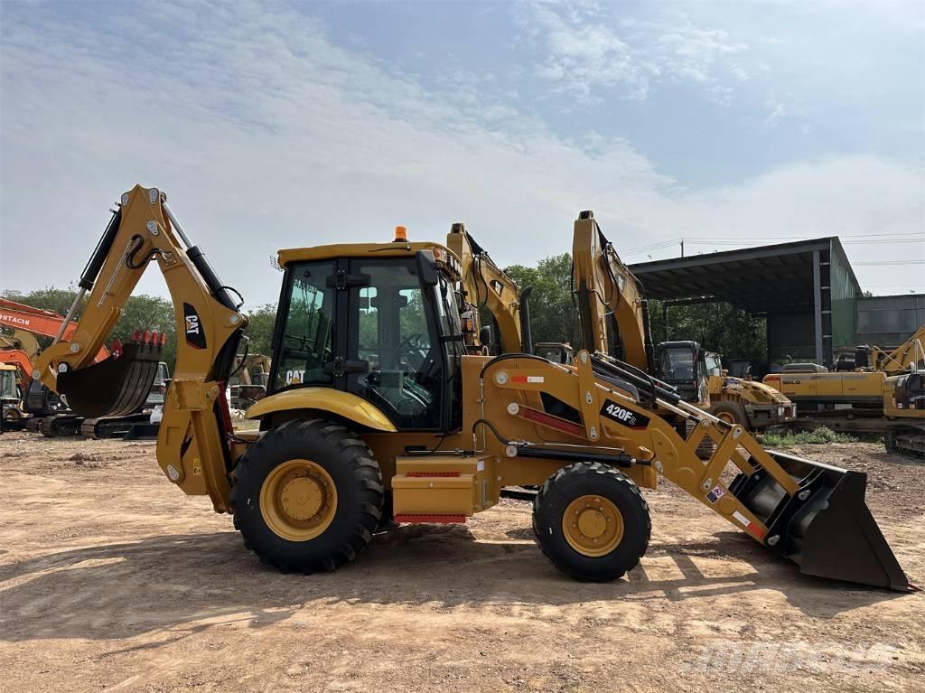 CAT 420 F2 Backhoe loaders