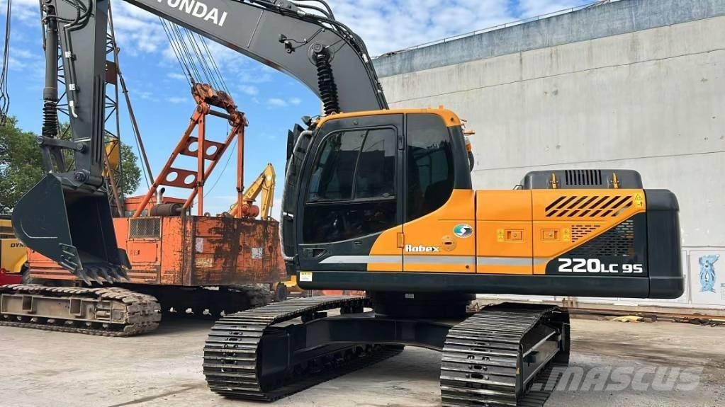 Hyundai R220LC-9S Midi excavators  7t - 12t