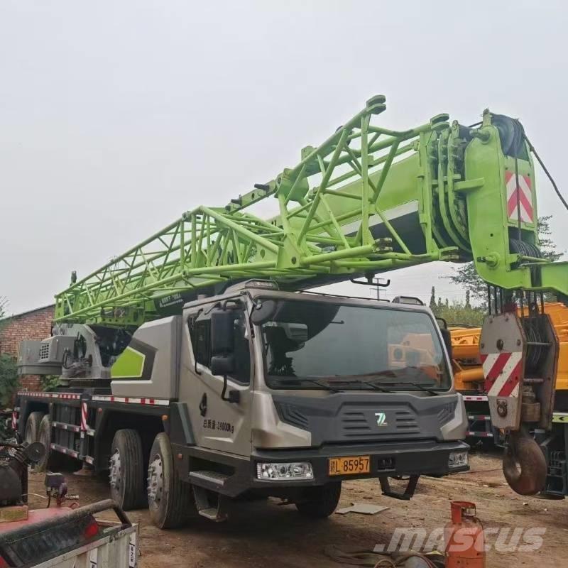 Zoomlion 35 All terrain cranes