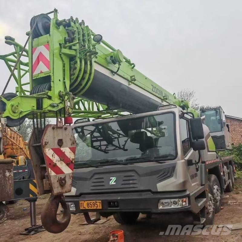 Zoomlion 35 All terrain cranes