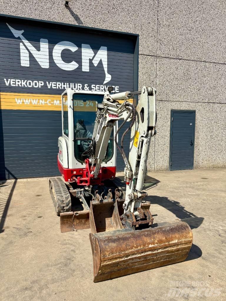 Takeuchi TB 225 Mini excavators < 7t (Mini diggers)
