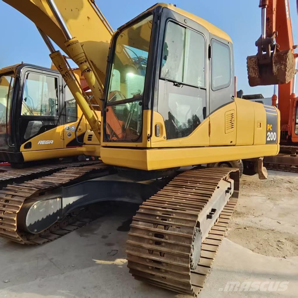 Komatsu PC 200-7 Crawler excavators