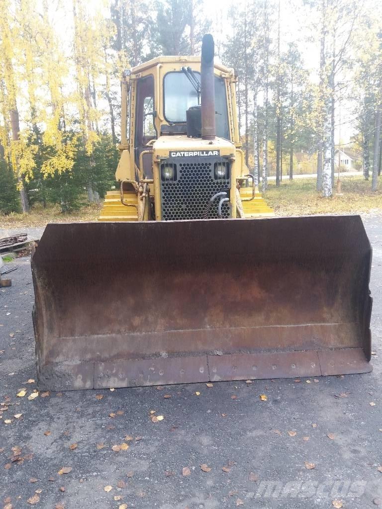 CAT D 4 H Crawler dozers