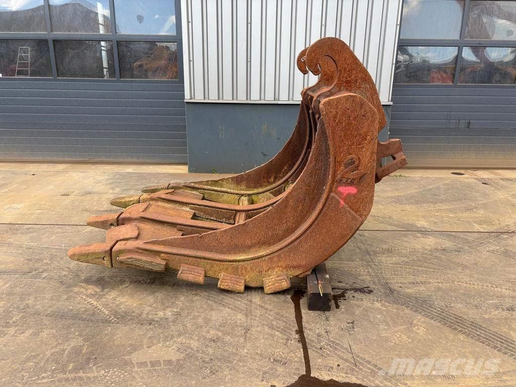  Puinriekbak CW55 Buckets