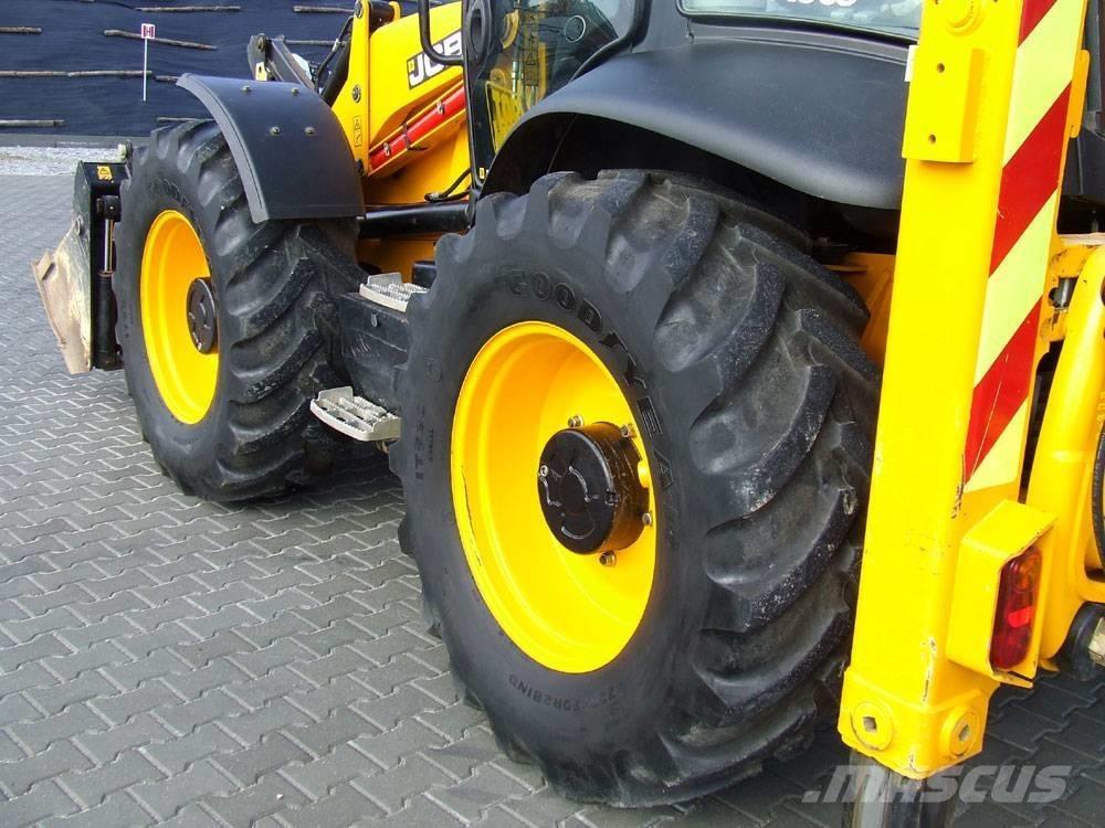 JCB 4CX Backhoe loaders