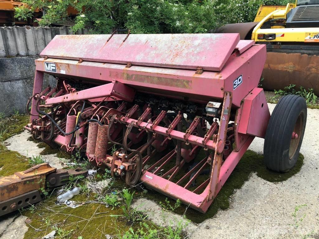 Massey Ferguson 30 Combination drills
