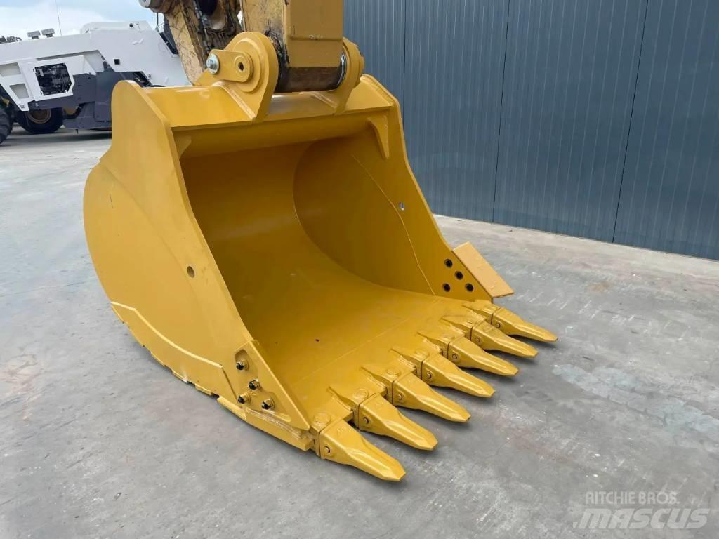 CAT 350 - UB Buckets