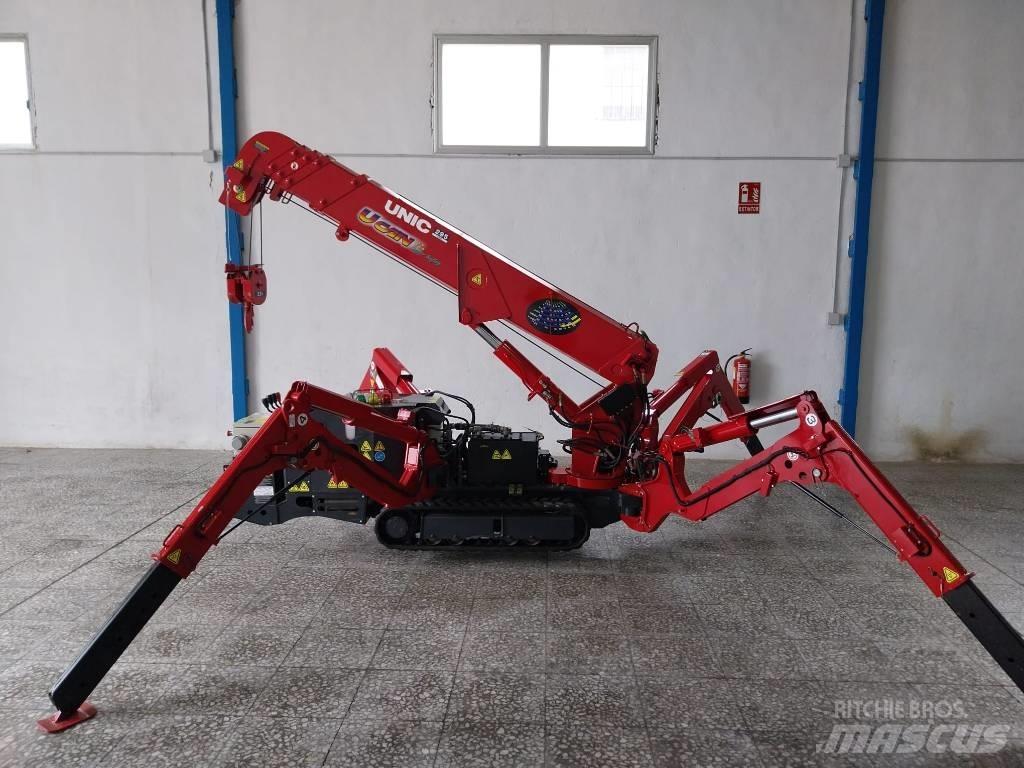 Unic URW 295 Mini cranes