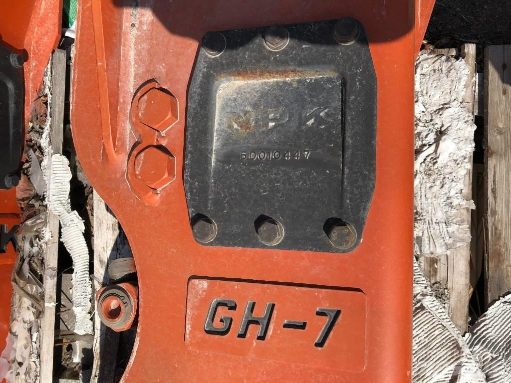 NPK GH 7 Hammers / Breakers