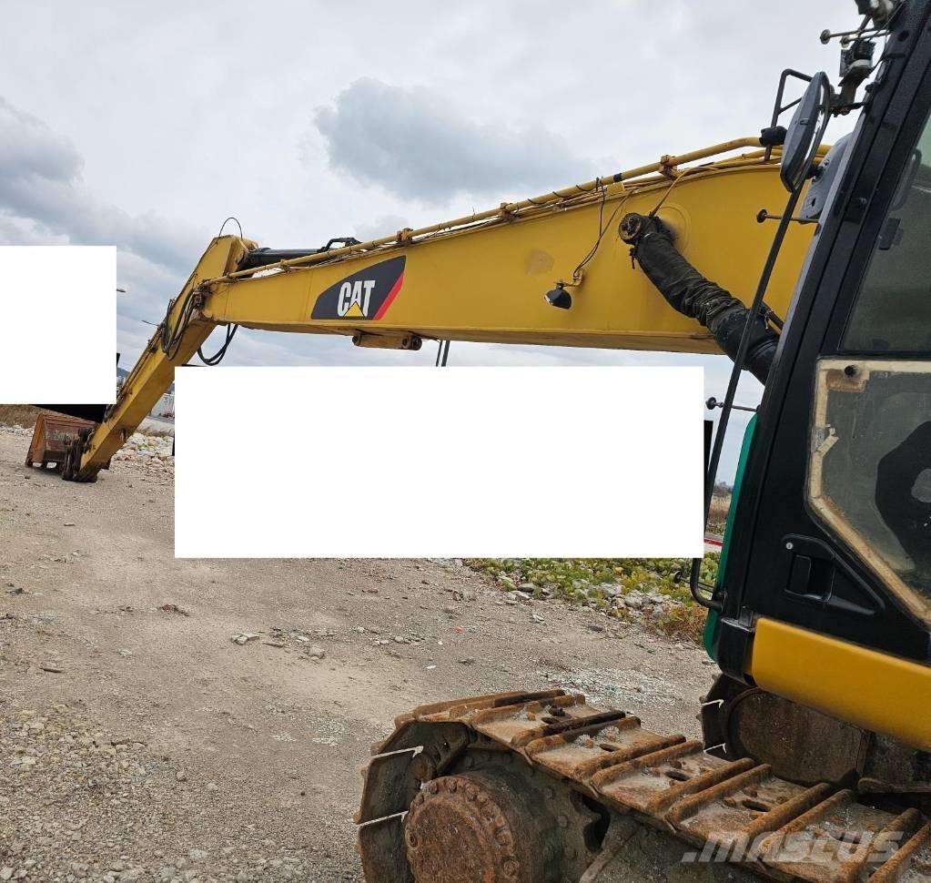 CAT 330FL Crawler excavators