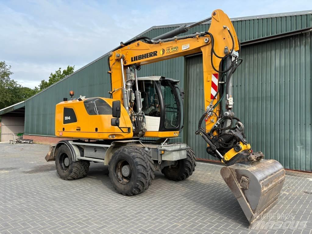 Liebherr 914 Wheeled excavators