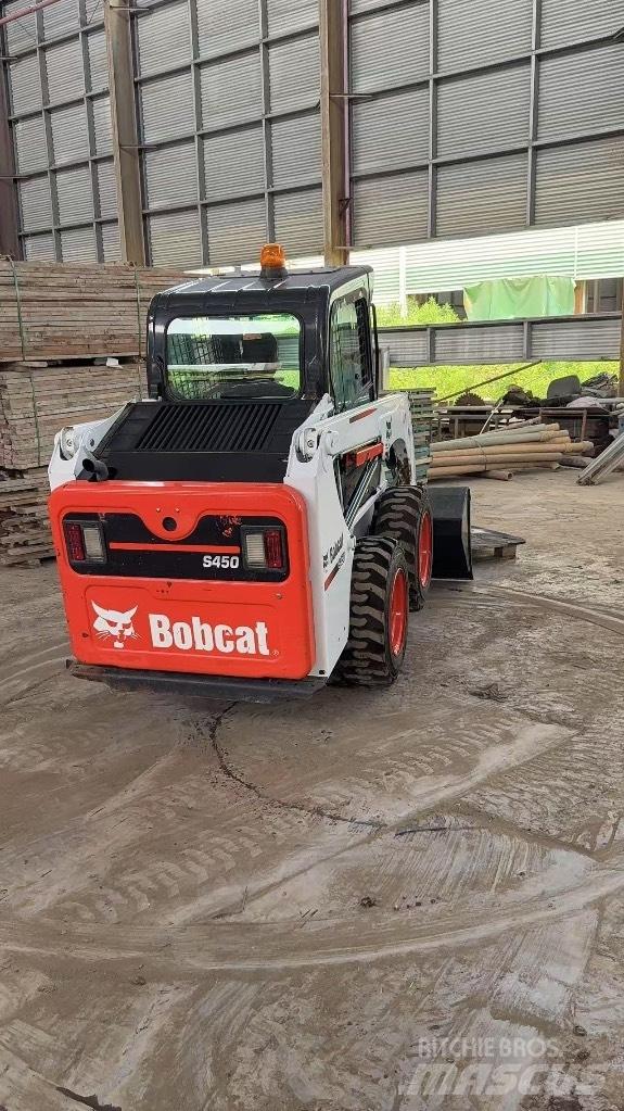 Bobcat S 450 Skid steer loaders