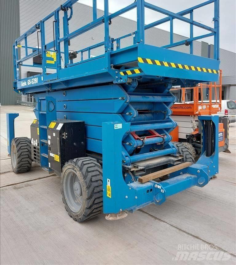Genie GS 5390 RT Scissor lifts