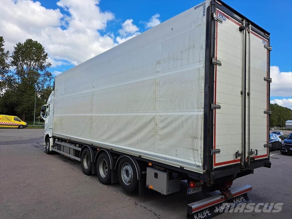 Volvo FH Flatbed / Dropside trucks