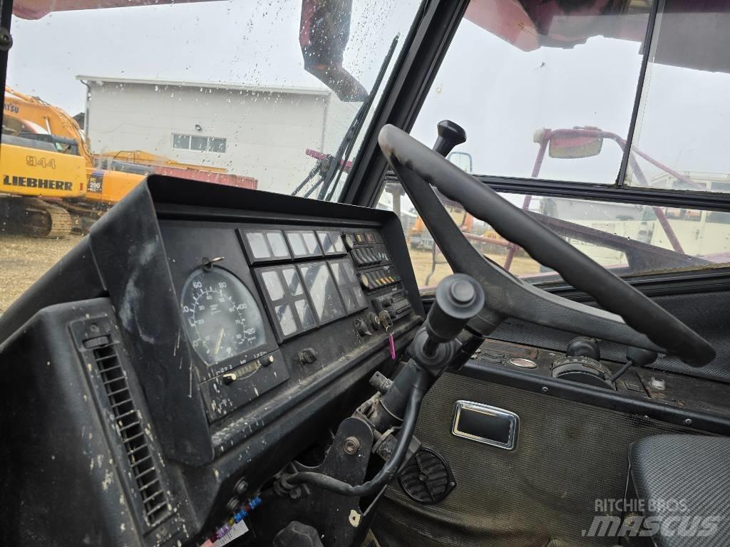 Krupp KMK 2025 All terrain cranes