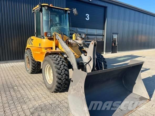 Volvo L 30 B Wheel loaders