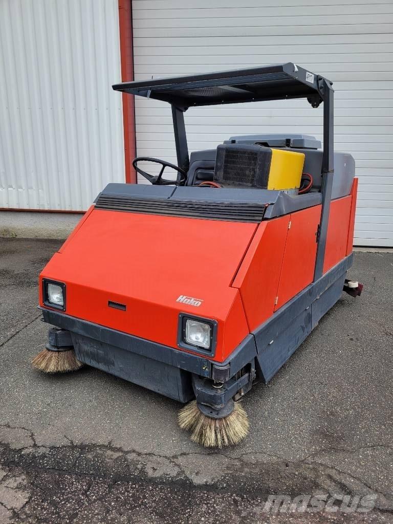 Hako 1500 B Combination sweeper scrubbers