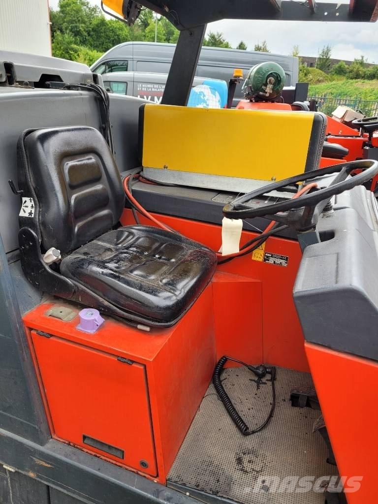 Hako 1500 B Combination sweeper scrubbers