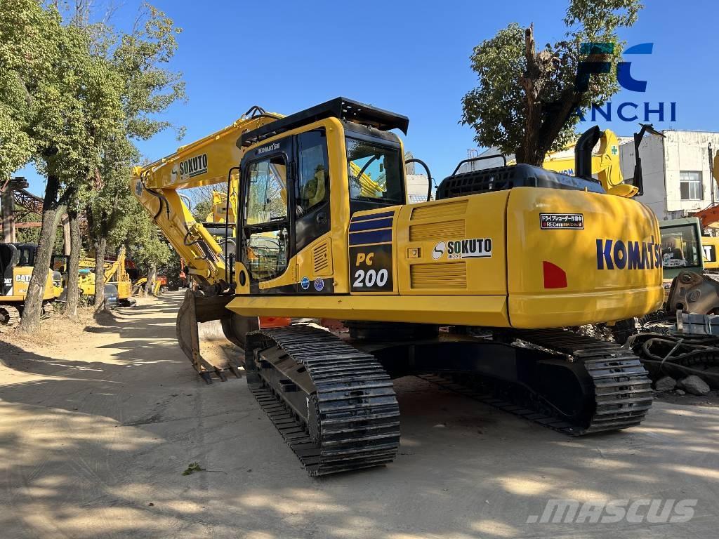Komatsu PC 200 Crawler excavators