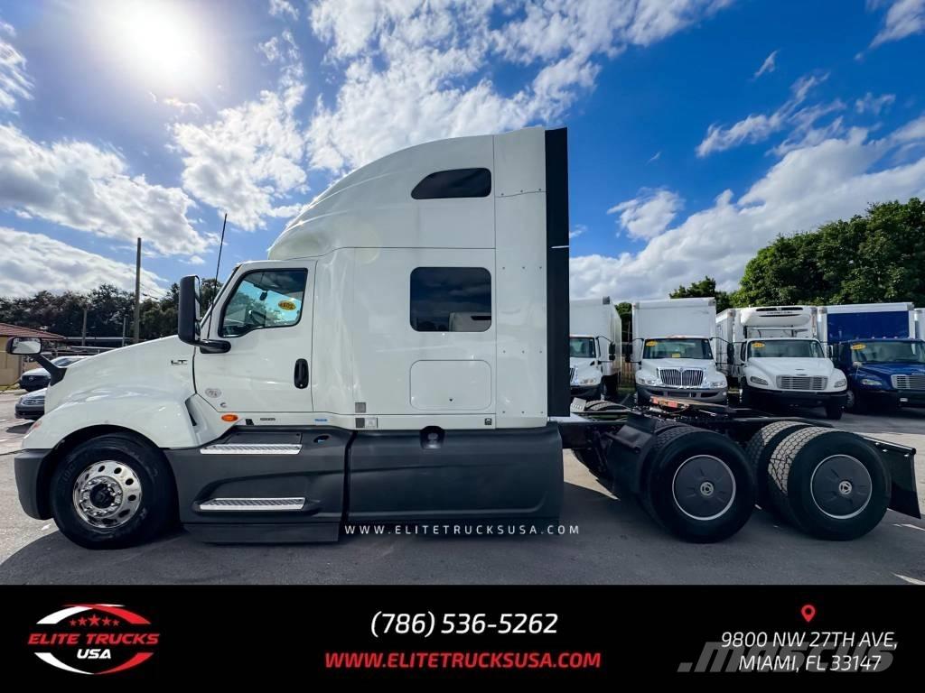 International LT Tractor Units